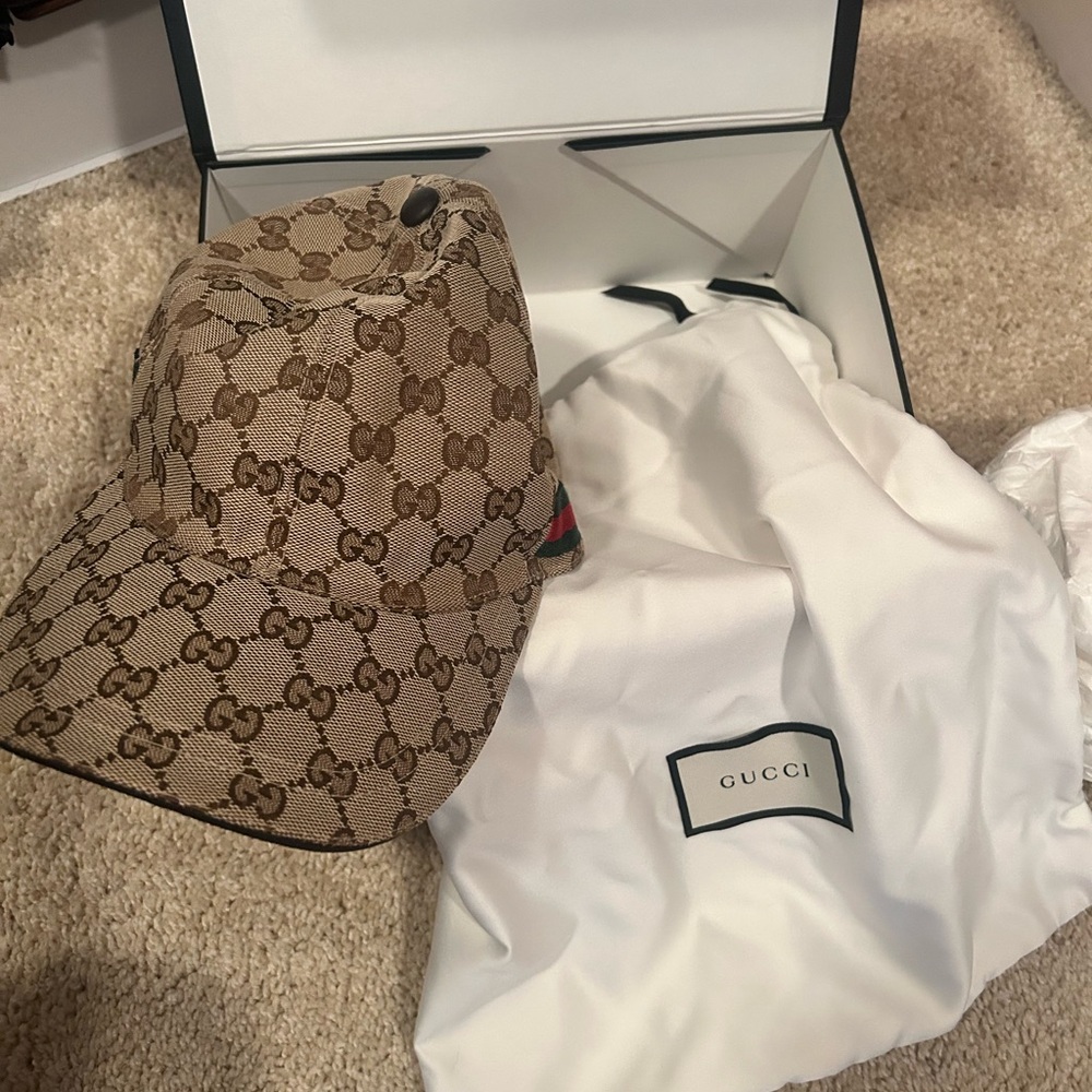 Today only! 7/8/25 Gucci Tan Monogram Cap with Stripe Detail $249 - Picture 7 of 8
